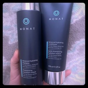 Monat full size shampoo and conditioner